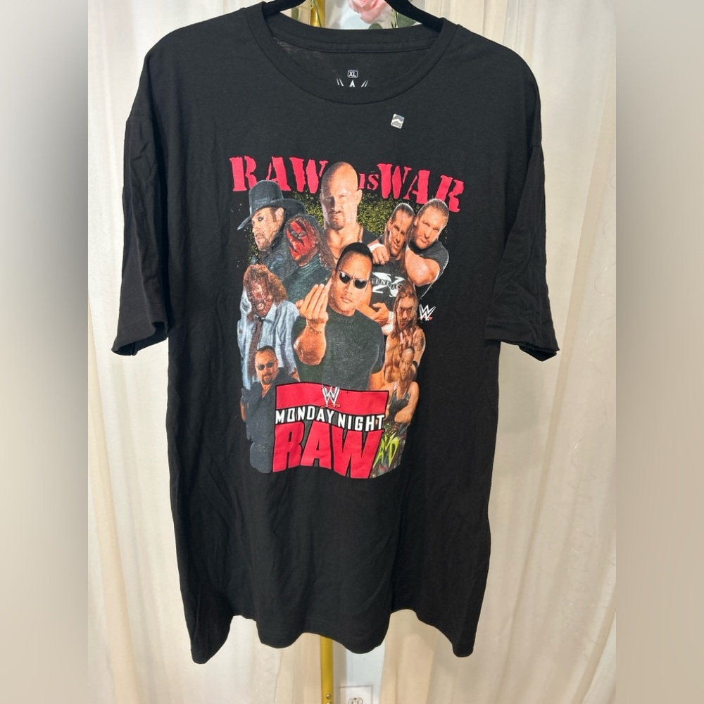 WWE Raw Is War Shirt Men’s XL Black Attitude Era Rock Stone Cold Undertaker